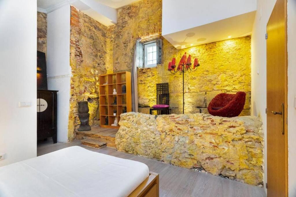 Kuta Loft Alfama Apartment Lisbon